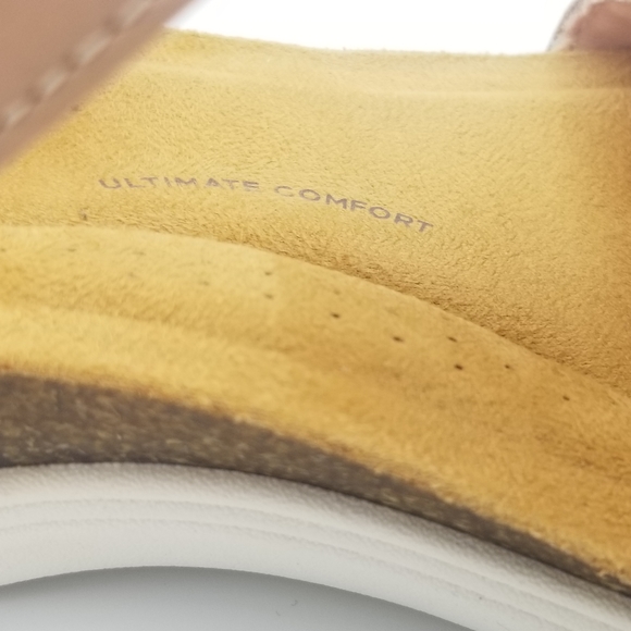 NWOT Clarks April Cove Sandals Blush Leather Cuir Beige Rose, Women's 9.5, SOFT! - Picture 9 of 13